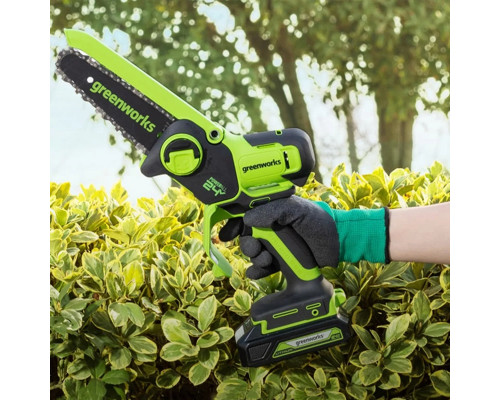 Пила цепная аккумуляторная GREENWORKS GD24CSMNX 24V, мини, 15см, б/щ, АКБ 2Ач и ЗУ 2008707UA