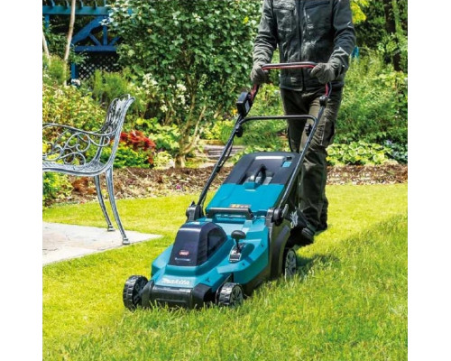 Газонокосилка аккумуляторная MAKITA LM004GU102