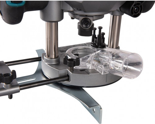 Фрезер аккумуляторный MAKITA RP001GZ