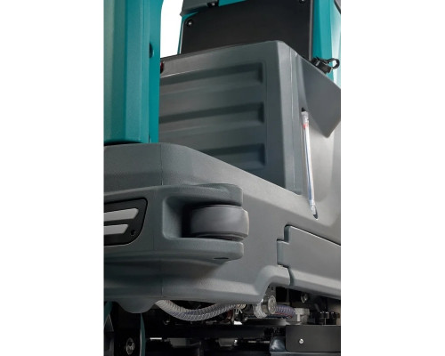 Поломоечная машина VinnerMyer S760R с местом оператора, Li-150Ah VM760R-L150