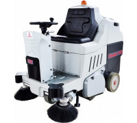 Машина подметальная Bennett Tornado 700bd (Li-ion 300A) с местом оператора BNT93020-li315