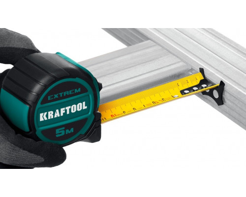Рулетка KRAFTOOL 34127-10 Extrem 10 м х 32 мм со сверхшироким полотном