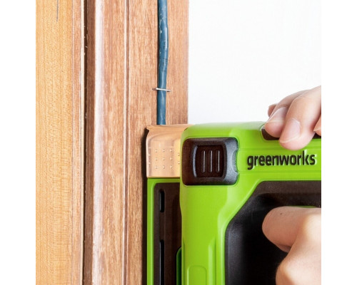 Степлер аккумуляторный GREENWORKS G24CS10 24V, АКБ 2Ач и ЗУ 3400107CUA