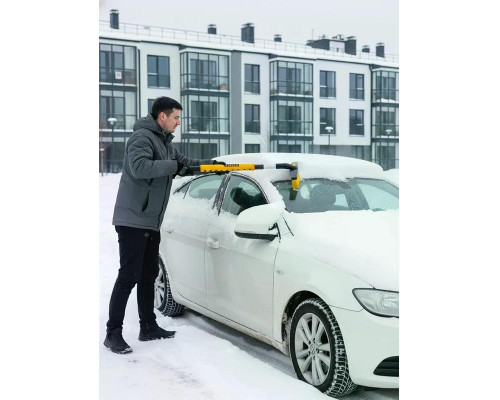 Щетка-сметка для снега со скребком STAYER 61048 телескопическая, 805-1065 мм