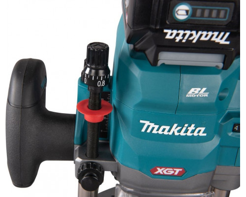 Фрезер аккумуляторный MAKITA RP001GZ
