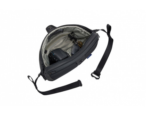 Сумка через плечо THULE 3 204 709 tact waistpack, 5l, black 3204709