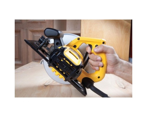 Пила циркулярная сетевая DeWALT DWE 560 [DWE560-QS]