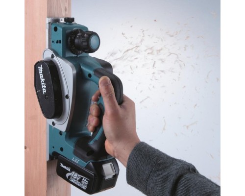 Рубанок аккумуляторный MAKITA DKP 180 RFE [DKP180RFE]