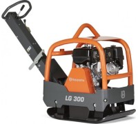Виброплита HUSQVARNA LG 300 бензиновый двигатель HONDA, реверсивная 9678553-01