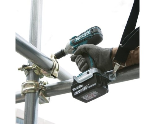 Гайковерт аккумуляторный MAKITA DTW 190 RME ударный  [DTW190RME]