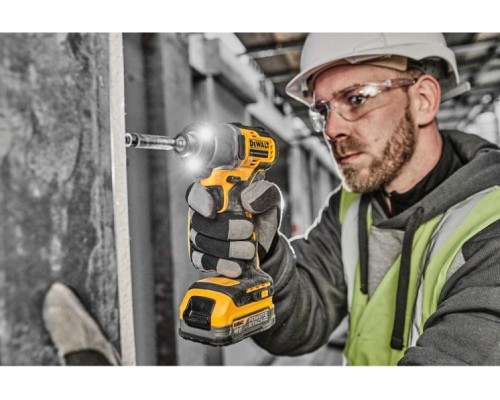 Дрель-шуруповерт аккумуляторная DeWALT DCF 840 N ударный, бесщеточный, без АКБ и ЗУ [DCF840N-XJ]