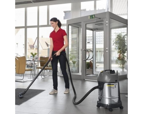 Пылесос сетевой KARCHER NT 30/1 Me Classic (1.428-568.0) [1.428-568.0]