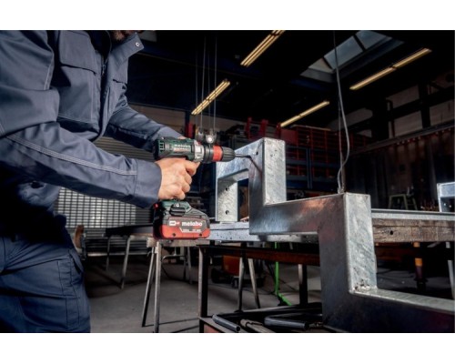 Дрель-шуруповерт аккумуляторная METABO GB 18 LTХ BL Quick i 2x5,2 Ач, бесщеточная (Резьборез) [602362500]