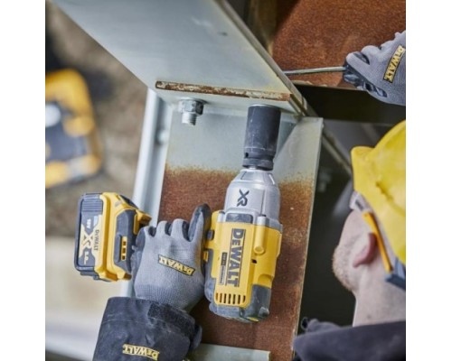 Гайковерт аккумуляторный DeWALT DCF 897 N ударный, бесщеточный, без АКБ и ЗУ [DCF897N-XJ]