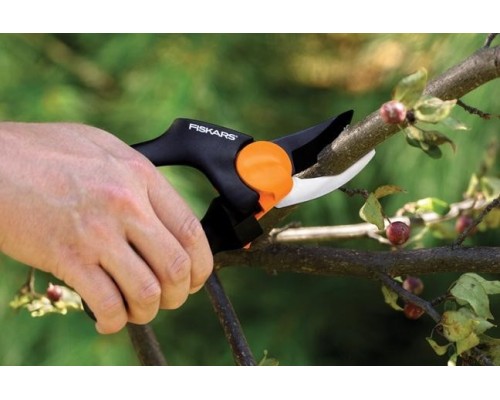 Секатор FISKARS 111540/1000574