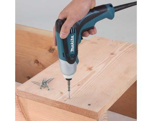 Шуруповерт сетевой MAKITA TD 0100 [TD0100]