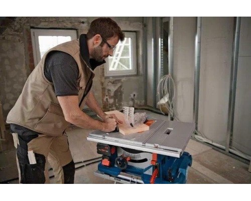 Станок циркулярный аккумуляторный BOSCH GTS 18V-216 [0601B44000]