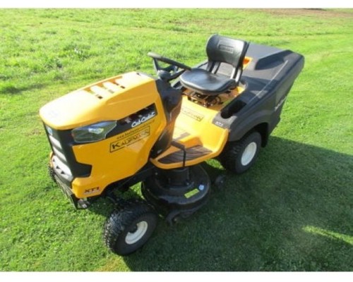 Трактор садовый CUB CADET XT1 OR95 с травосборником [13B8A1CB603]