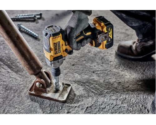 Гайковерт аккумуляторный DeWALT DCF 892 P2T ударный, бесщеточный [DCF892P2T]