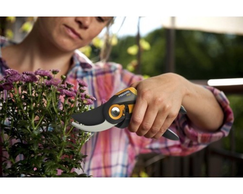 Секатор FISKARS SmartFit 1001424