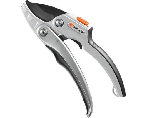 Секатор GARDENA SmartCut 08798-20.000.00 с храповым механизмом [08798-20.000.00]