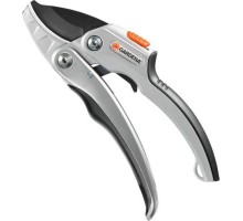 Секатор GARDENA SmartCut 08798-20.000.00 с храповым механизмом 08798-20.000.00