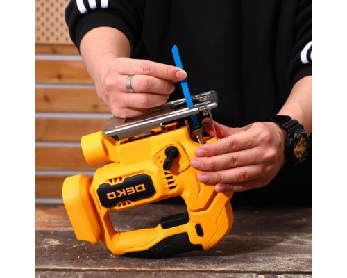 Лобзик аккумуляторный DEKO DKJS20E 20B, 1x4.0Aч 083-1124 купить с доставкой и официальной гарантией