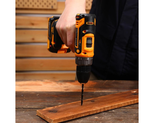 Дрель-шуруповерт аккумуляторная DEKO Banger 20V ONE 13 пр. в кейсе, 2x3.0Ач 083-1109