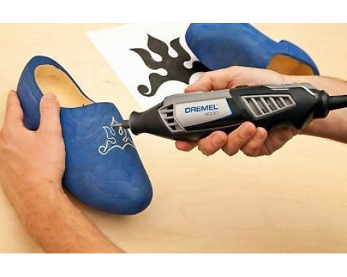 Набор принадлежностей DREMEL 724 универсальный (150 предметов) 2615S724JA
