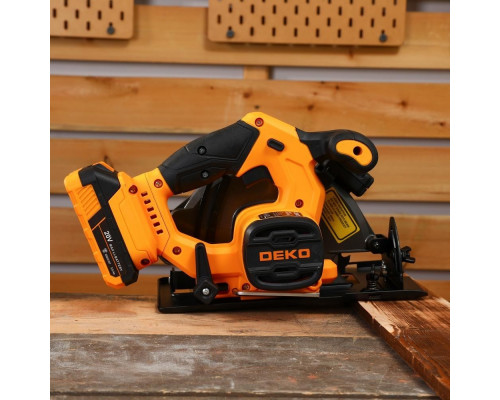 Аккумуляторная батарея DEKO 20V 2.0Ah Li-ion (тип bl1820b) 063-4056