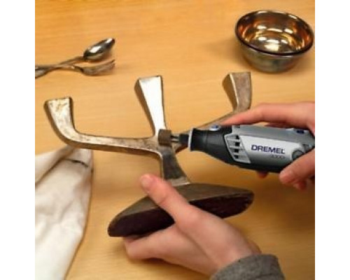 Набор принадлежностей DREMEL 724 универсальный (150 предметов) 2615S724JA