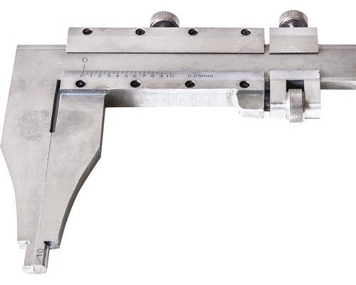 Штангенциркуль КАЛИБРОН ШЦ-III 250-630 мм, губки 100 мм, 0,05 мм, L 630 мм