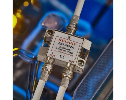 Делитель REXANT 05-6201 ТВх2 под F-разъем, 5-1000МГц СПУТНИК Делитель REXANT 05-6201 ТВх2 под F-разъем, 5-1000МГц СПУТНИК