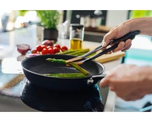 Щипцы FISKARS 1027303 с силиконовыми краями Щипцы FISKARS 1027303 с силиконовыми краями