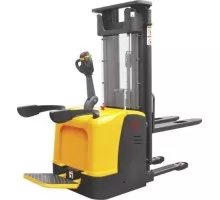 Самоходный штабелер Xilin CDDK15-III 1,5 т 3,0 м (с платформой) 1005270