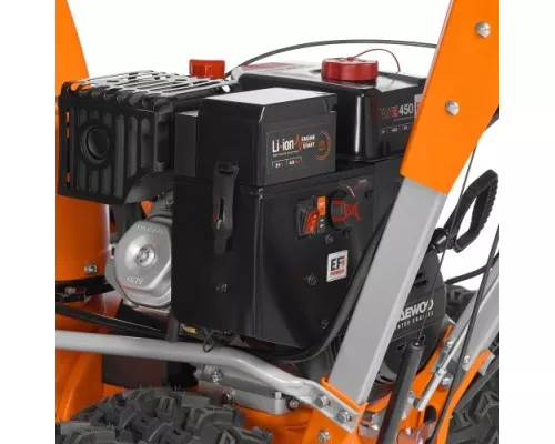 Снегоуборщик бензиновый DAEWOO DAST 17110 EFI с инжекторным двигателем Снегоуборщик бензиновый DAEWOO DAST 17110 EFI с инжекторным двигателем