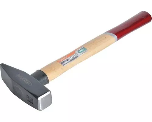 Молоток STURM 1010-52-WD1000 деревянная рукоятка, 1000гр. Молоток STURM 1010-52-WD1000 деревянная рукоятка, 1000гр.